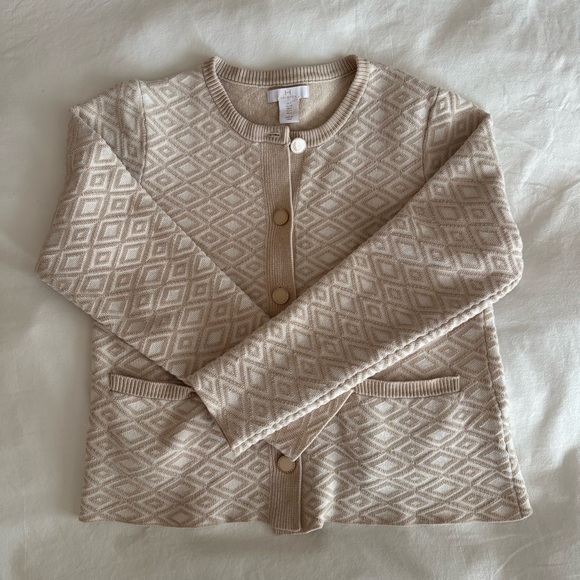 Beige Diamond Pattern Cardigan - Picture 2 of 8